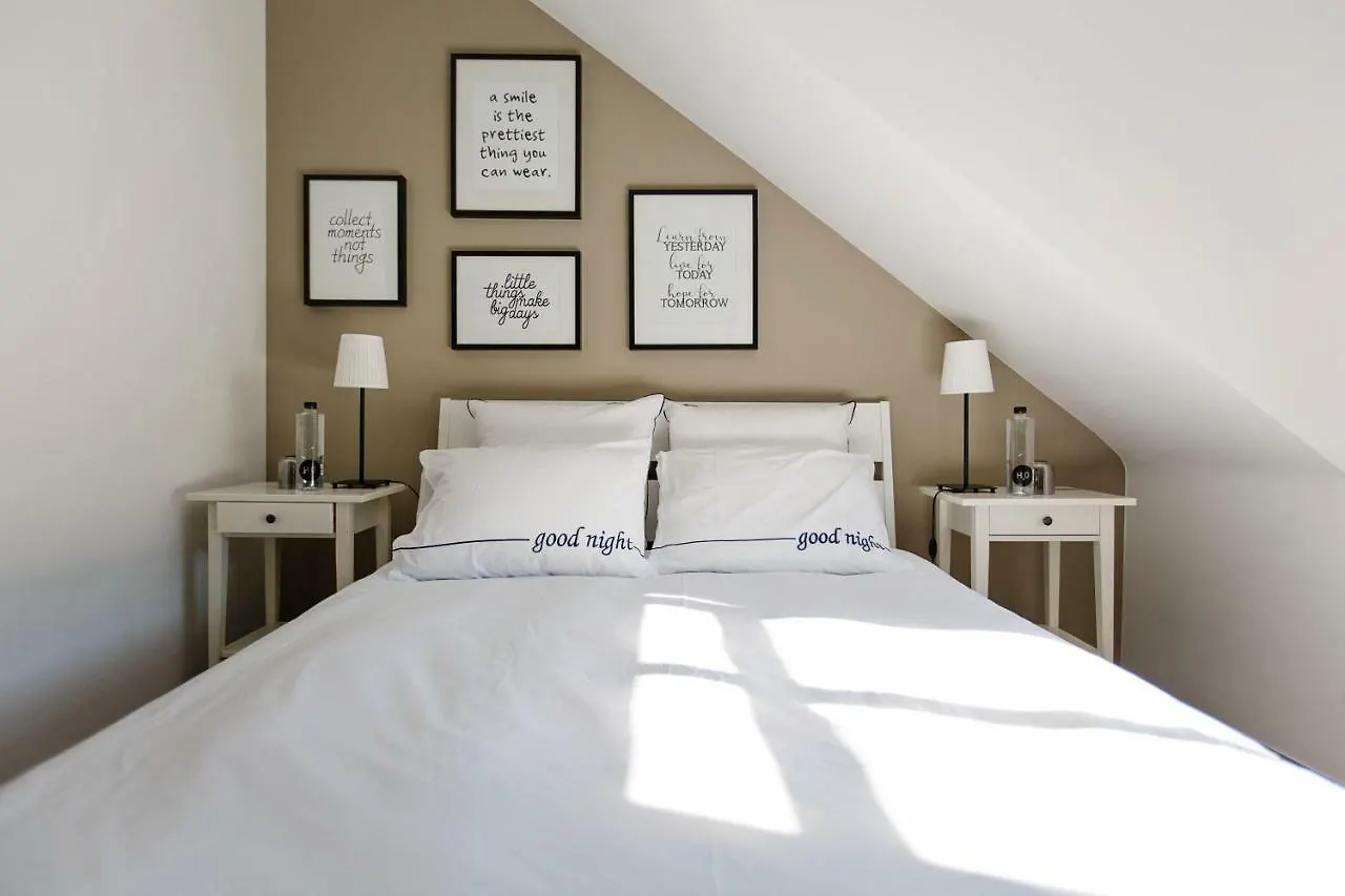 Be And Be Sablon Bed and Breakfast Bryssel Bed & Breakfast