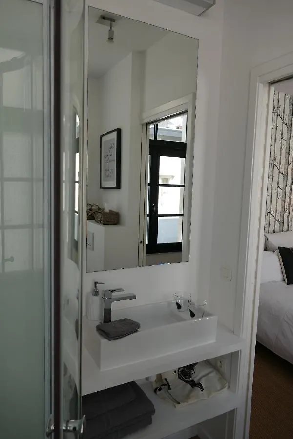 Be And Be Sablon Bed and Breakfast Bryssel