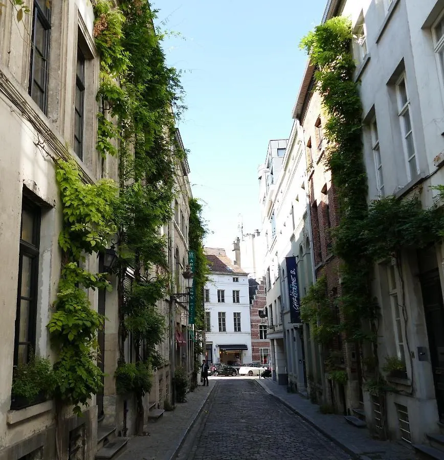 Be And Be Sablon Bed and Breakfast Bryssel